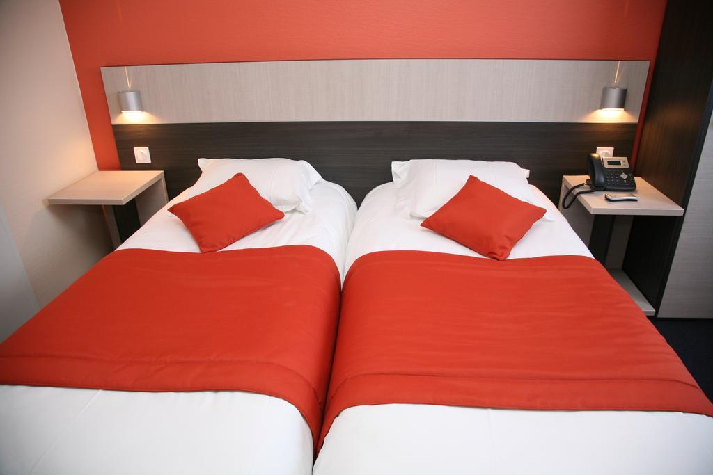 Logis Hotel- Restaurant La Renaissance Baccarat Værelse billede